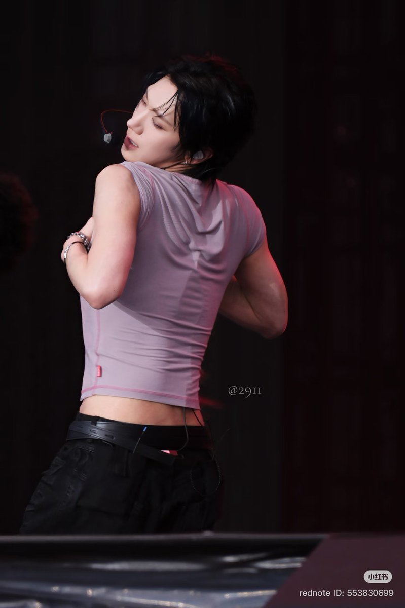 คือกุหึงจนอยากปลูกหนวดอ่ะ