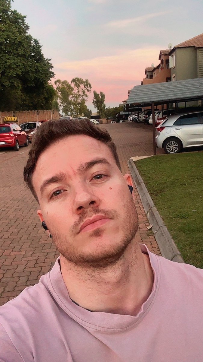 KingInTh3's tweet photo. The Face:                       The Dick: https://t.co/xbgW8j310W