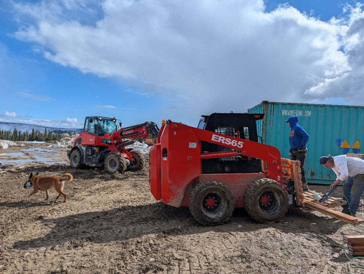everun2007's tweet photo. Built for tough jobs, trusted by customers worldwide. 💪
EVERUN machines delivering reliable performance on real job sites across the USA. 🇺🇸🚜
#Everun #loaders #everunmachinery https://t.co/ndVGoy0jpQ