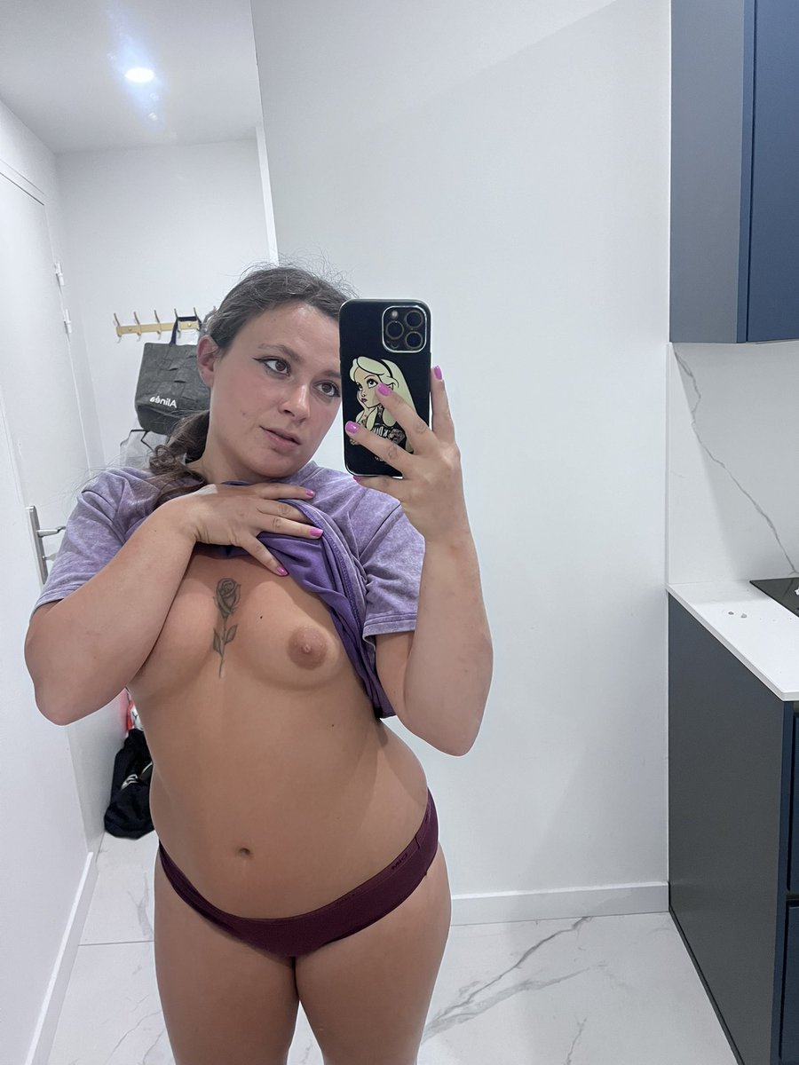 justineangela69 MYM / ONLYFAN tweet media