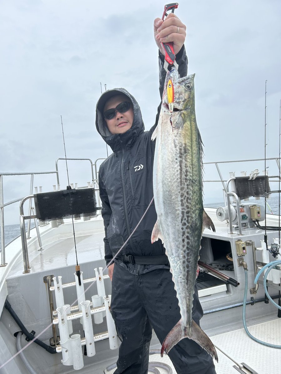 fishingwatanabe's tweet photo. 🎣釣果情報！

明石ジギング釣行
⬇️詳細はこちら⬇️
https://t.co/5PxsMXv2Nz

#釣り #兵庫県 #ジグ https://t.co/FvDq64ZXwN