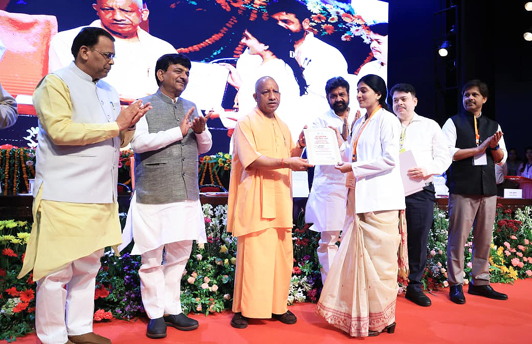 Yogi Adityanath tweet media