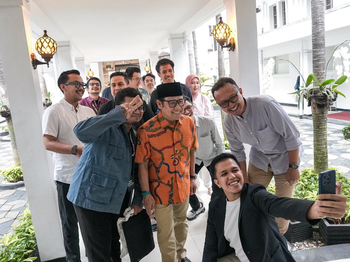 Media Sabtu Minggu tweet media