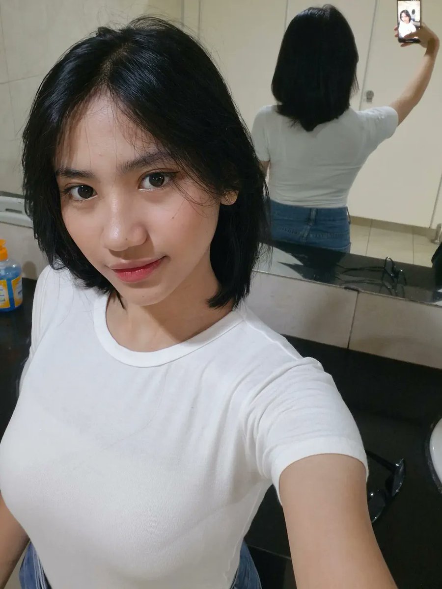 Mediaviral_3's tweet photo. Sial cakep bgt https://t.co/RBI3CjcalJ