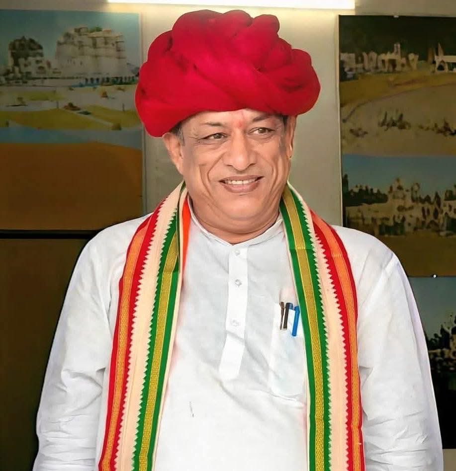 राजस्थान सरकार में पशुपालन, गोपालन, डेयरी एवं देवस्थान मंत्री श्री जोराराम कुमावत जी को जन्मदिवस की हार्दिक बधाई।

प्रभु श्री राम से आपके उत्तम स्वास्थ्य एवं दीर्घायु जीवन की मंगलकामना करता हूँ।

<a href="/JoraramKumawat/">Joraram Kumawat</a>
