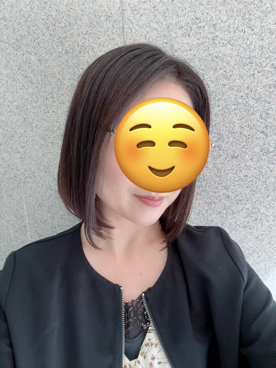 lemonade_1_8's tweet photo. 縮毛矯正かけて、久しぶりに暗い色に染めてきました！
少しは若返ったと思いたい…😌 https://t.co/Tdup45VzRk
