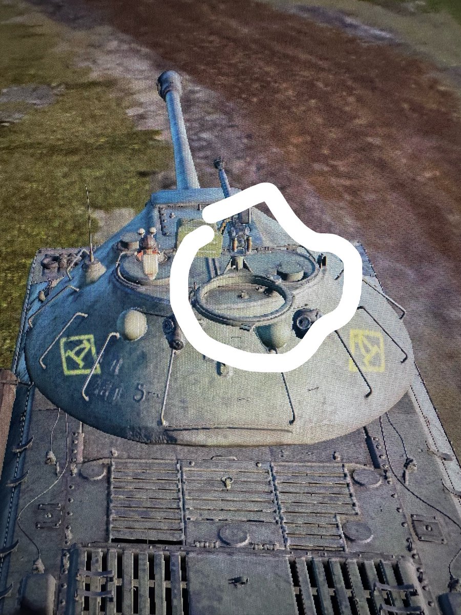 V2Recoil's tweet photo. @WarThunder  the mg turret mount ain’t supposed to be like that 😭

#warthunder #bug https://t.co/dLMi8n8q4n