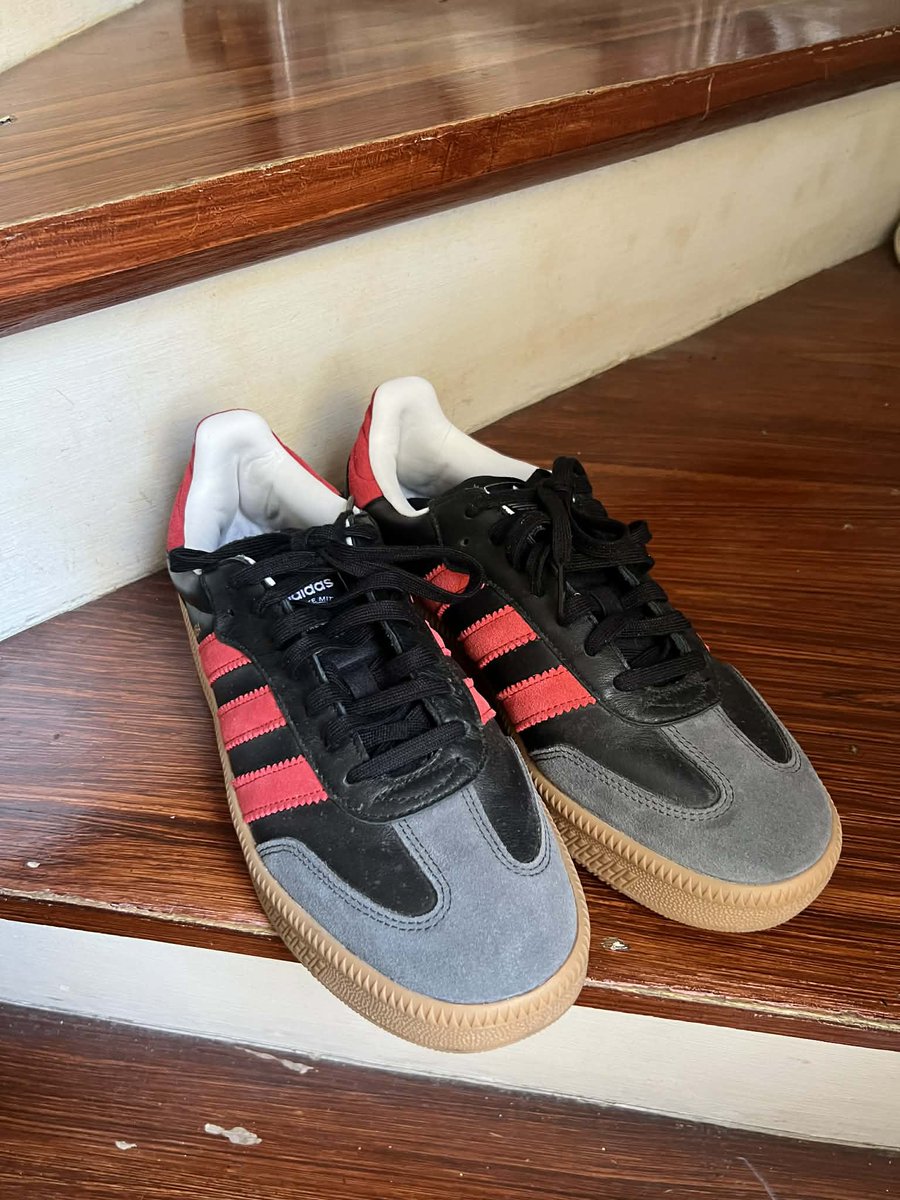 adidas gazelle silver green womens adidas Samba Indoor Shoes, White/Black/Red / 7.5 main image 0