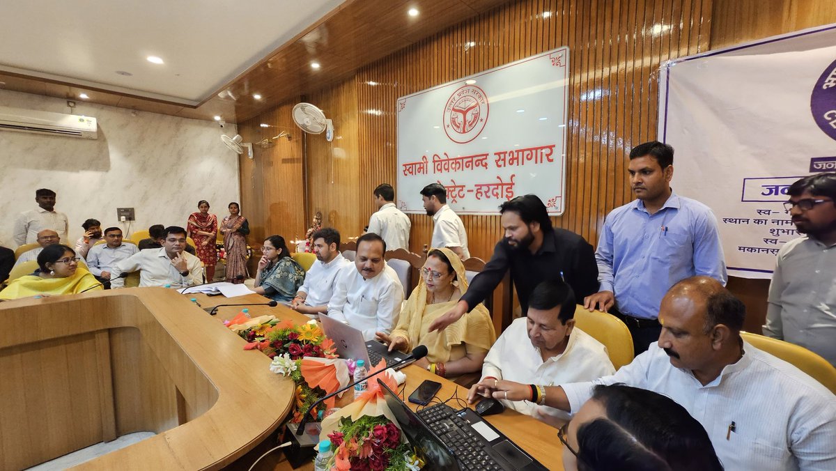 Madhvendra Pratap Singh Ranu (Modi ka parivar) tweet media