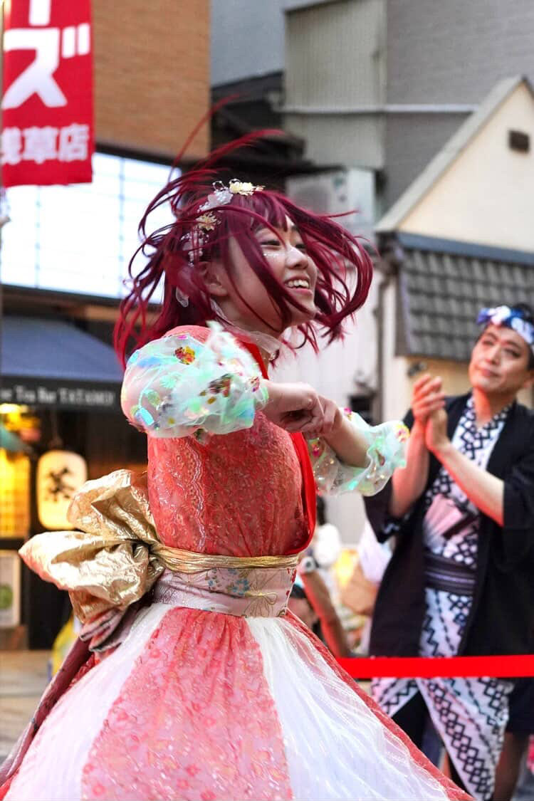 #浅草夜祭 の時のお写真📸
instagram.com/hi_runder?igsh…さんが撮ってくださいました！
素敵なお写真をいただけて嬉しいな🤗
ありがとうございます🙇🏻‍♀️