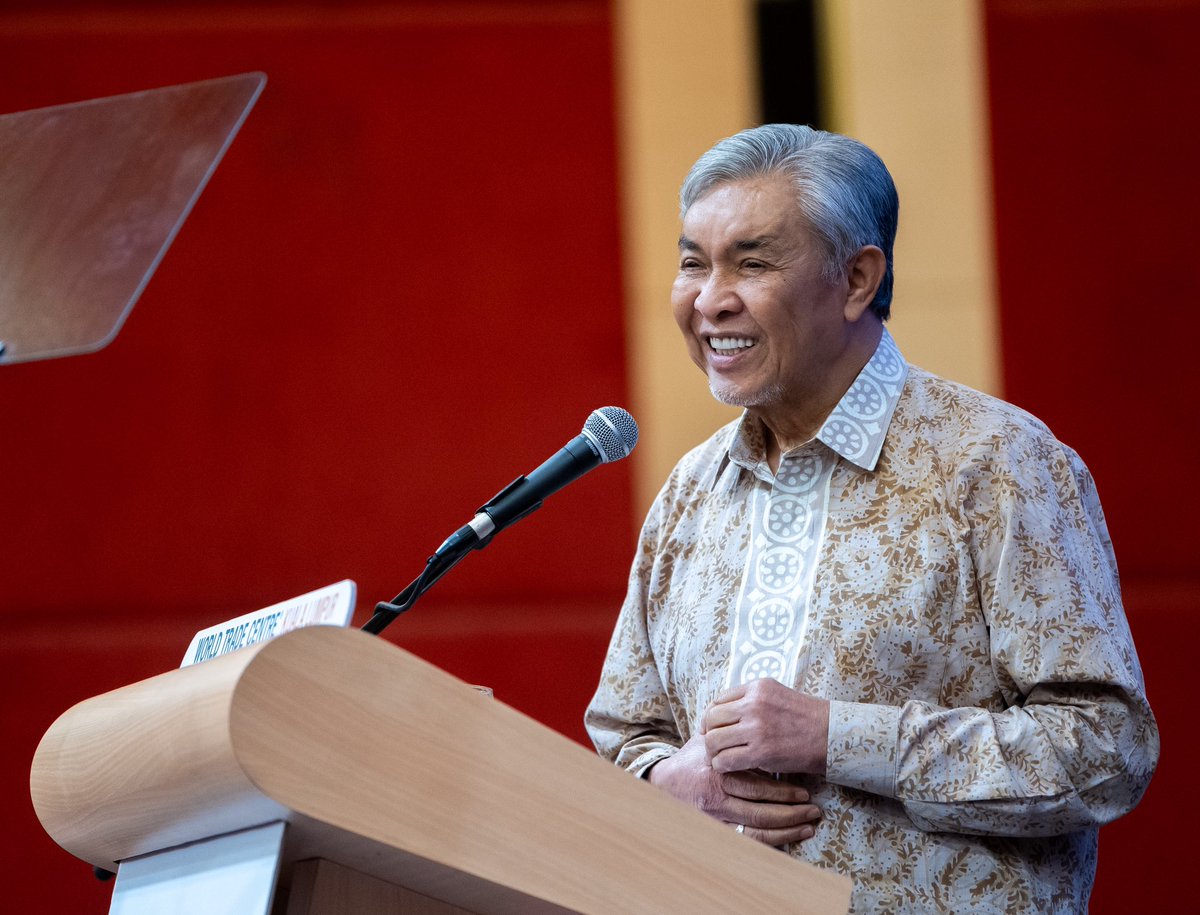 DrZahidHamidi tweet picture