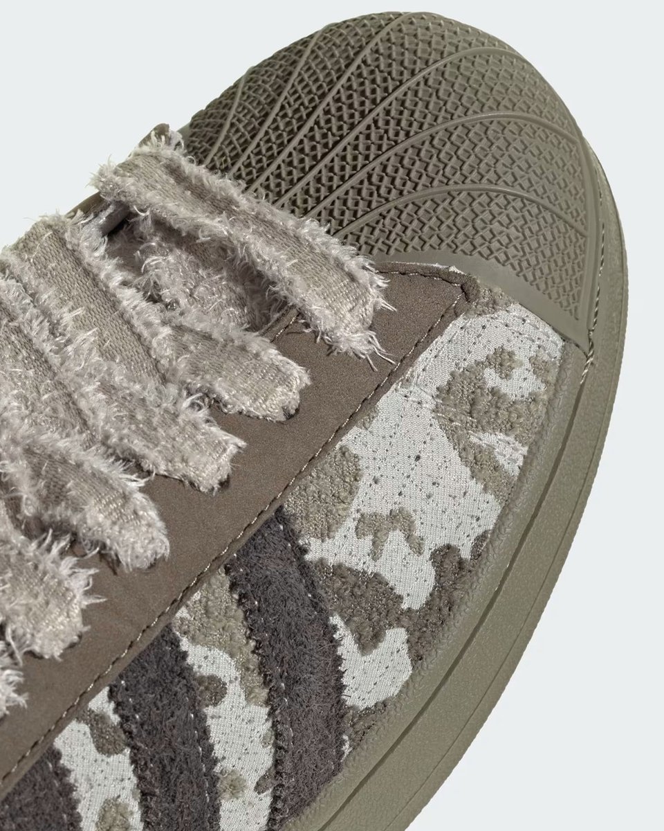 adidas gazelle silver green womens Kids adidas Superstar Shoes White / Camo HQ4287