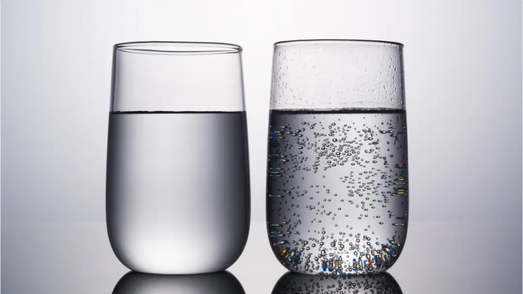 These are 7 of my top health tips of all time… (#7 is the most important)

1/ Carbonated water may be more hydrating than regular water… 🧵