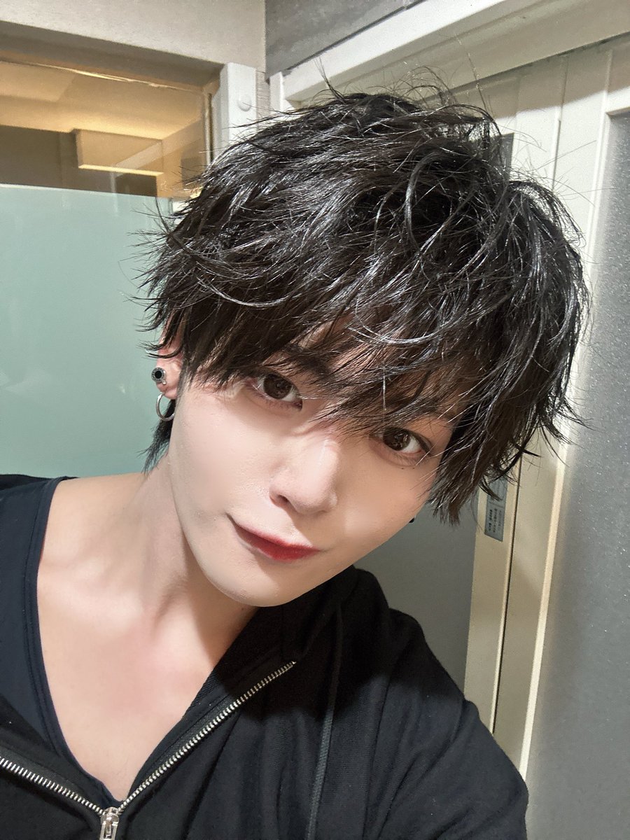 FLAME_kota's tweet photo. チャラい男の子拾える？ https://t.co/Q30ZRS56WU