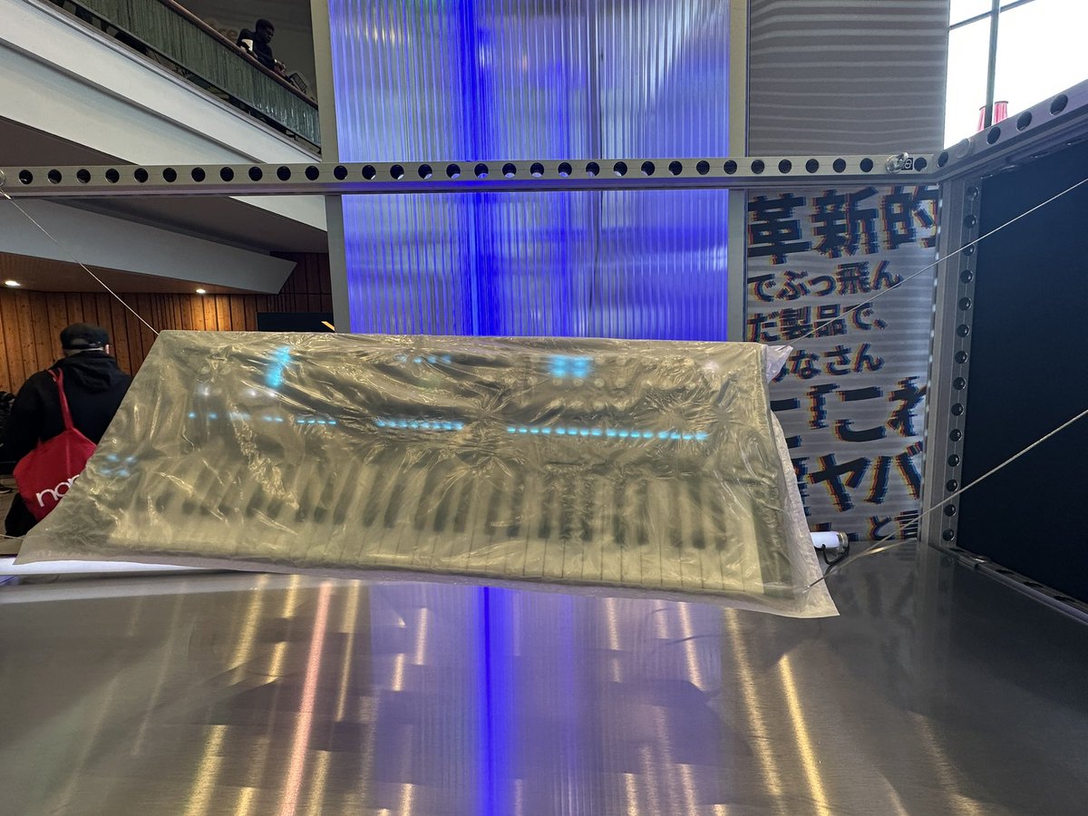 1ikkai's tweet photo. ビニール越しに見える5オクターブの鍵盤、大量のLED、そして見慣れたKORG風のステップシーケンサー。prologue MK2か、それとも全くの別物か？ 
#SB26 #KORG #Superbooth2026 https://t.co/XzhhqXRLOr