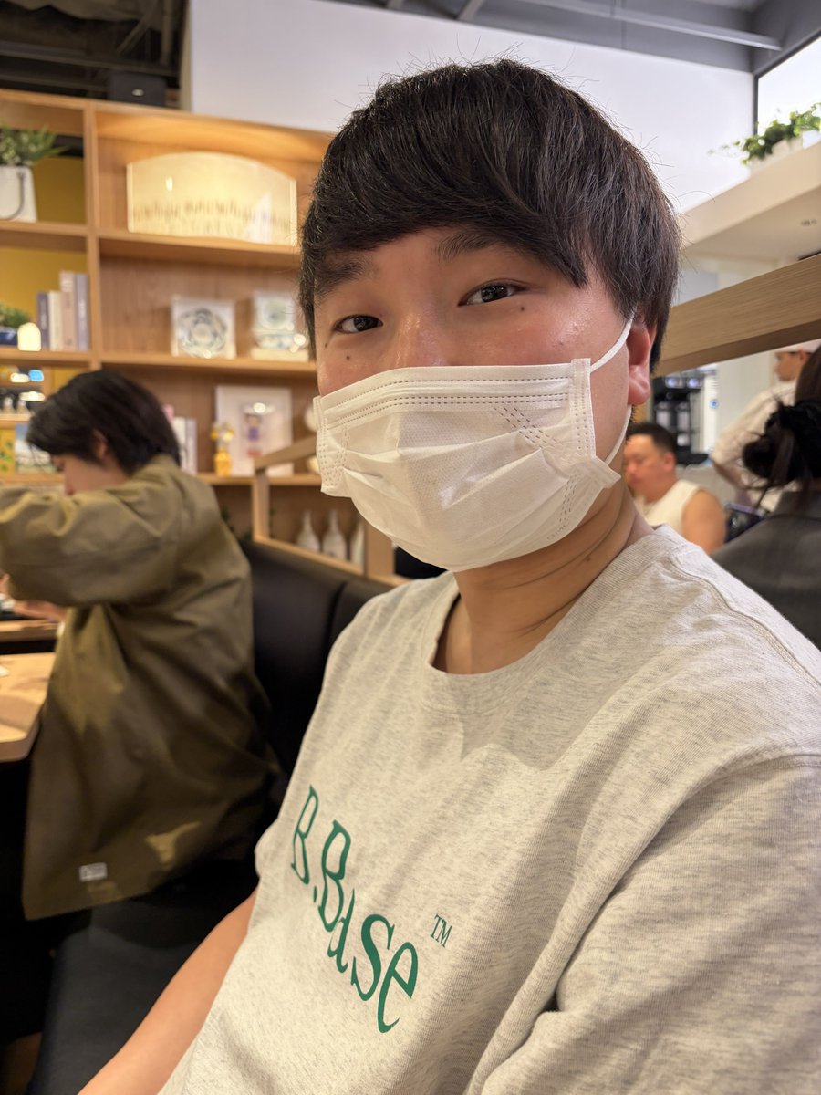 iamkouta___'s tweet photo. オタク辞めたからもう食わないと思ってた https://t.co/ou5jf1OT4T