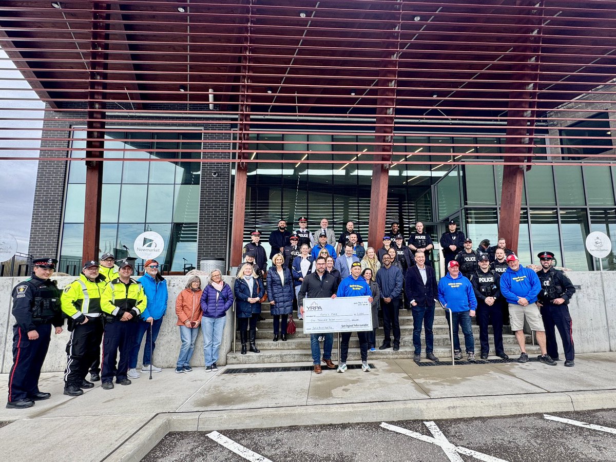 YRPAca's tweet photo. Yesterday we welcomed our member Constable Adam McEachern to @YRP 1 District as he continues his 1000km journey from Windsor to Ottawa in support of neurodiverse children &amp; their families. We’re proud of Adam’s dedication &amp; leadership. Support his journey: https://t.co/8Q8Arn4DSN https://t.co/r9wgCFJlqL