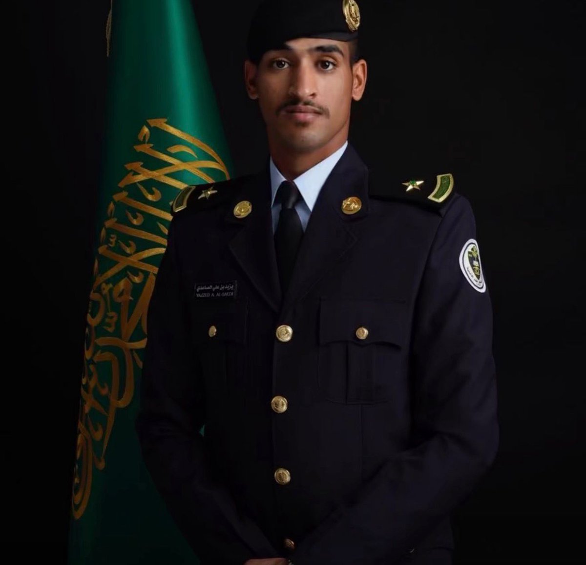 News_reem's tweet photo. نبارك للملازم يزيد بن علي الصاعدي تخرجة من كلية الملك فهد الأمنية 
نسأل الله له العون والتوفيق في خدمة دينه ووطنه وعقبال أعلى الرتب 
ا��ف الف مبروك🎊🎊🌹 https://t.co/H0Y0Mh5V85