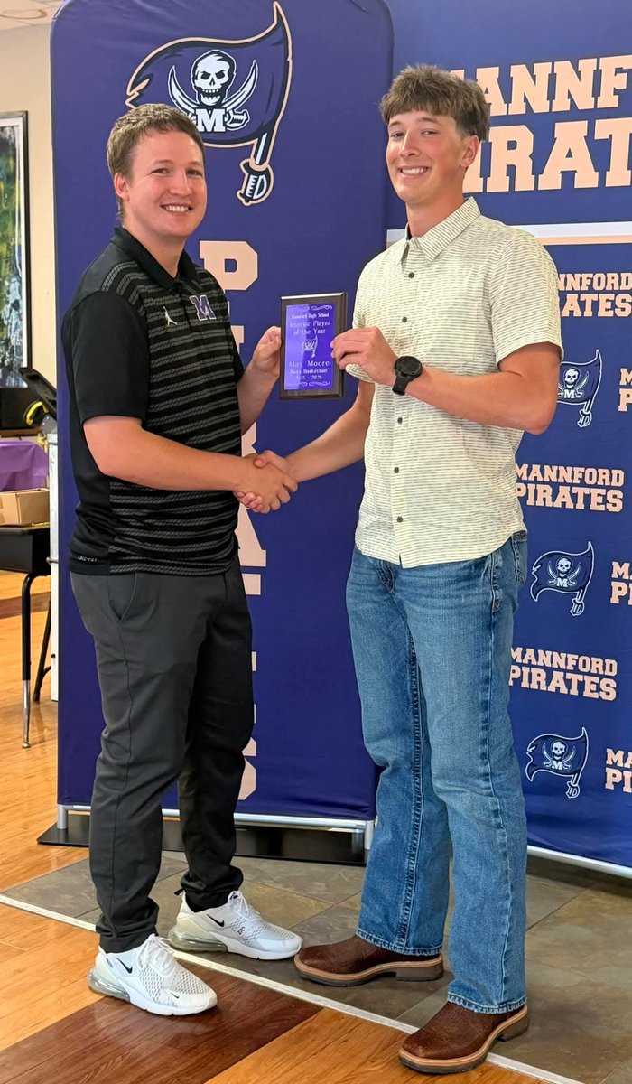 MAX MOORE | 2026 | LB/TE/QB | MANNFORD FOOTBALL tweet media
