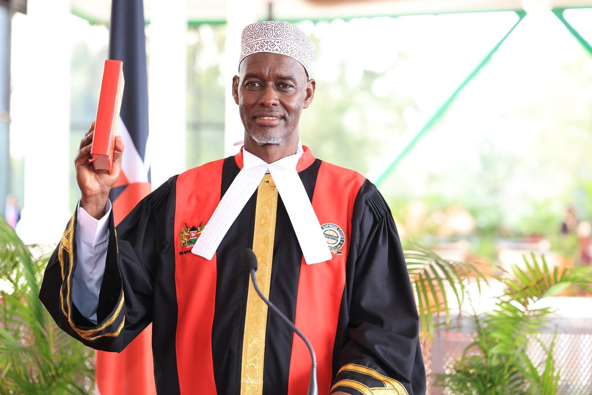 ORSCOK's tweet photo. President William Ruto presided over the swearing-in ceremony of Justice Warsame Mohammed as a Judge of The Supreme Court of Kenya. Hon. Martha Koome, CJ & P and  Hon. Philomena Mwilu, DCJ & VP lead The Supreme Court Judges & Judges of superior courts and staff in witnessing the ocassion. The Oath was administered by Hon. Winfridah Mokaya, Chief Registrar of the Judiciary.