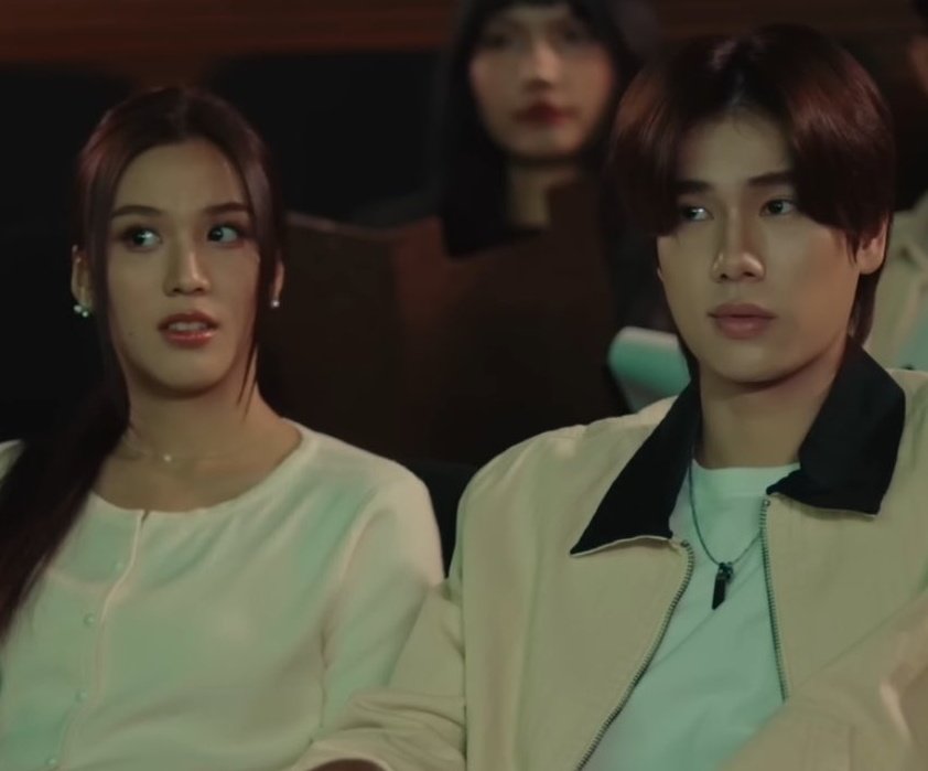 hyun🗝️🌙 tweet media