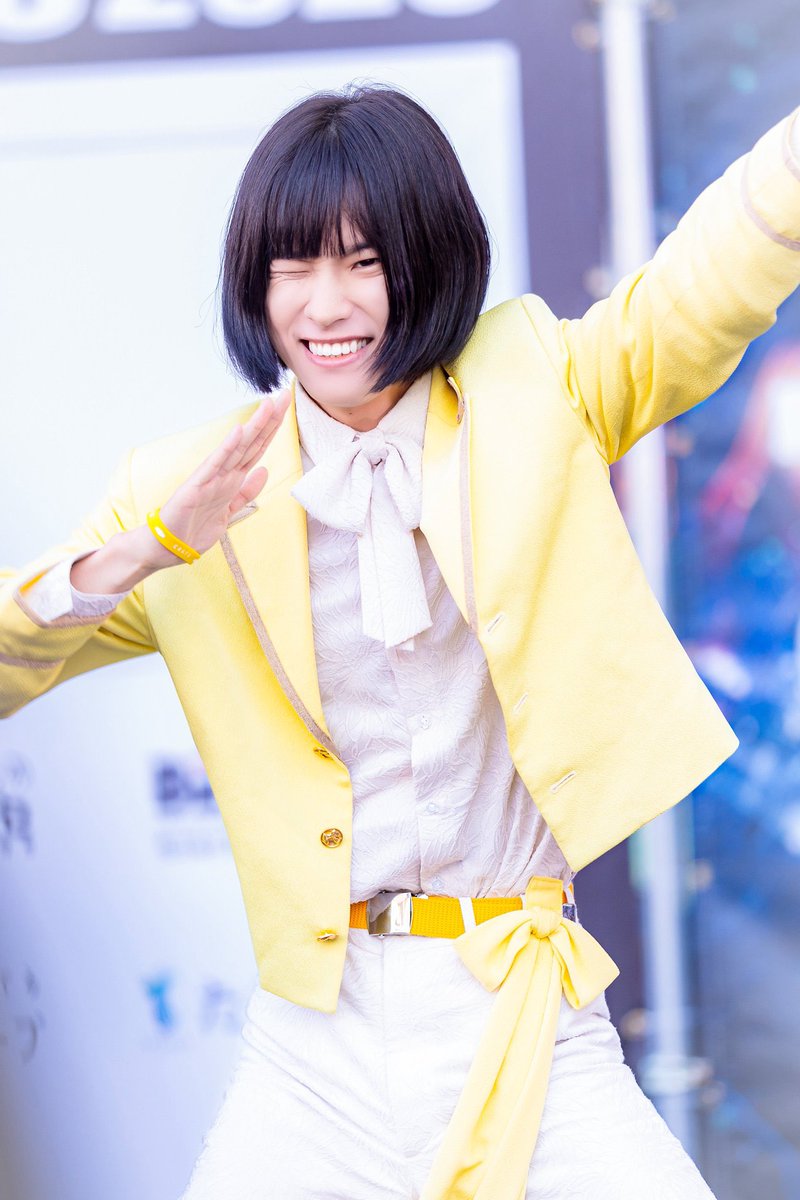 naᯓ★ tweet media