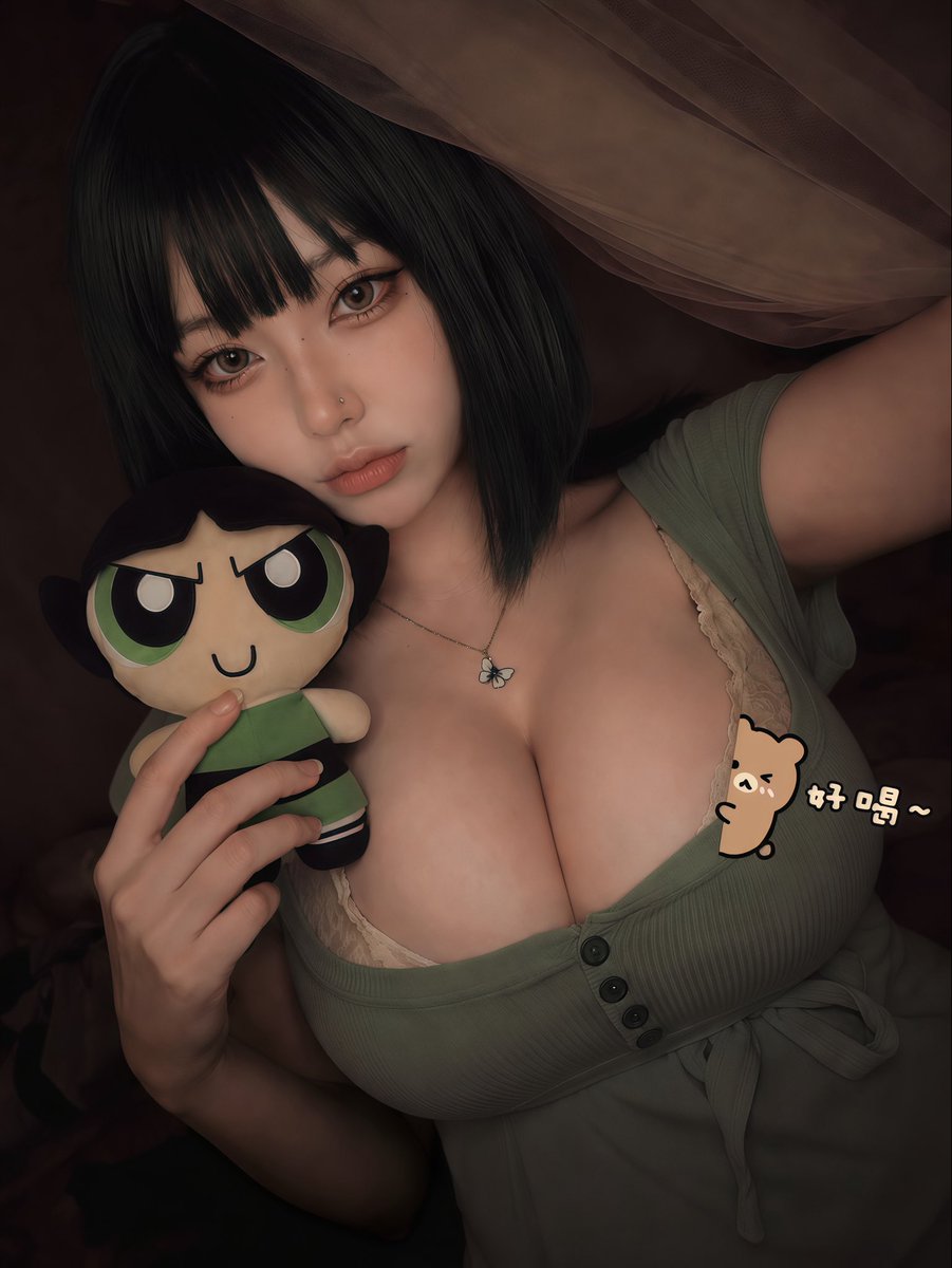 一天又平安的過去了，感謝飛天小女警的努力💚💚 https://t.co/qhwLnIsygC