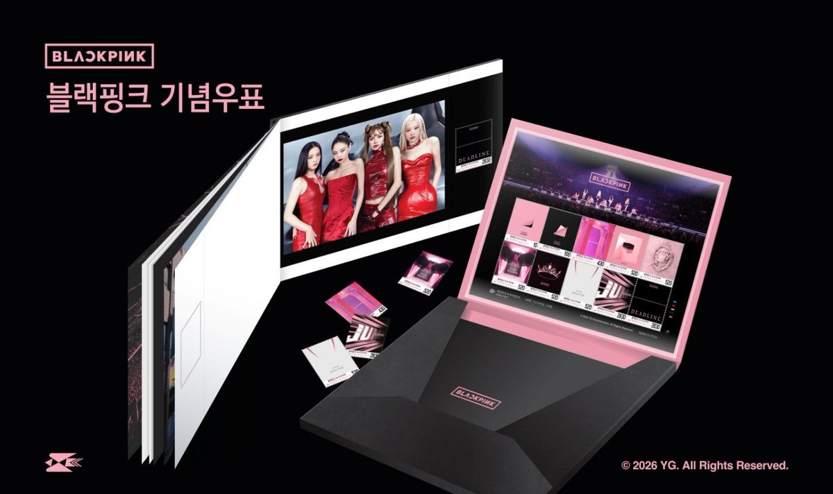 lovskpinks's tweet photo. Se confirma que BLACKPINK recibirá sellos postales conmemorativos por su décimo aniversario de debut

— Se convierten en el PRIMER grupo femenino de K-pop en recibir sellos conmemorativos oficiales coreanos. Este lanzamiento reconoce el papel de BLACKPINK en la expansión global del K-pop y en la promoción de la cultura popular coreana