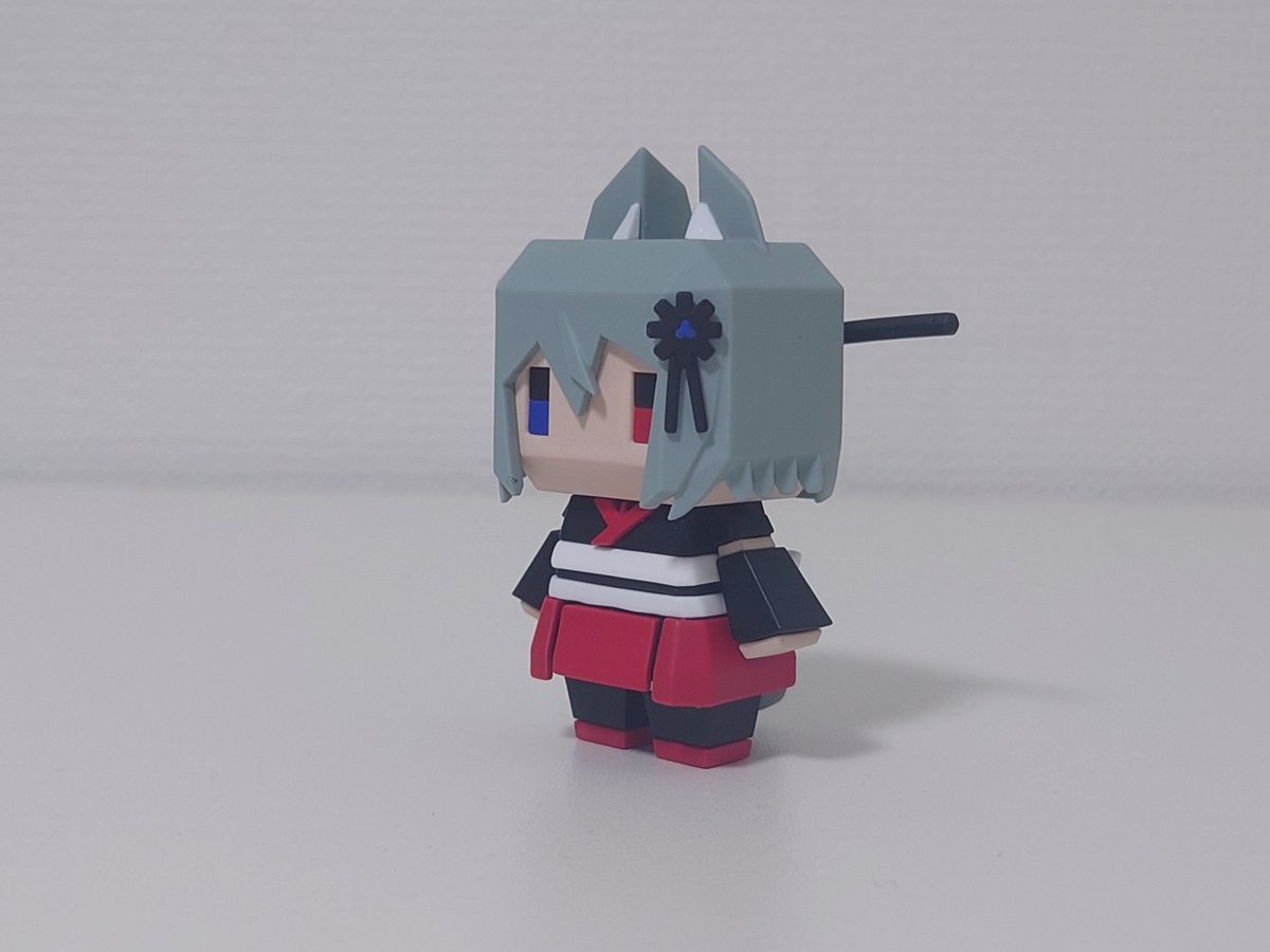 second222's tweet photo. ローポリ風丹下琴絵フィギュアの写真を撮り直したので初投稿です！( ･`ω･´)
※前の写真よく見ると前髪のところにまつ毛がついてた
#丹下琴絵
#琴絵之絵巻 https://t.co/NFTfCLWdZ0