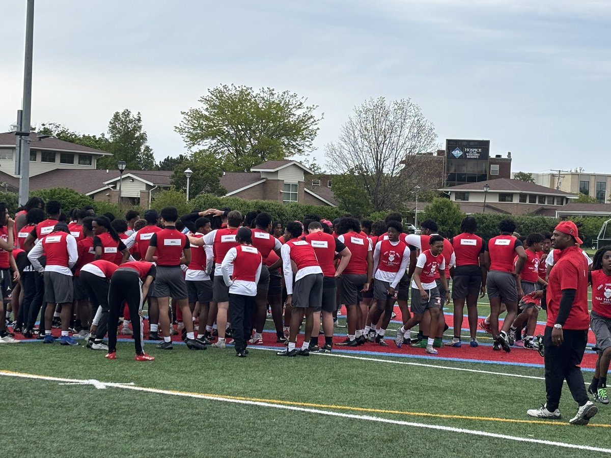VASJFootball's tweet photo. VIKING NATION
SCHOLARSHIP ALERT GALORE!
WHAT A BLESSED DAY IN VILLAGE YESTERDAY-50 COACHES PACKED GUTBROD FIELD! DYLAN SMITH, CHANCE STEVENS, ANTONIO HODGES, JORDAN KIRK, JERRY BLACK RECEIVED MULTIPLE OFFERS-4 OF THE 5 D1 +MULTIPLE D2 OFFERS. HARD WORK PAYS OFF!
@VASJHighSchool https://t.co/g6oxfUFxVt