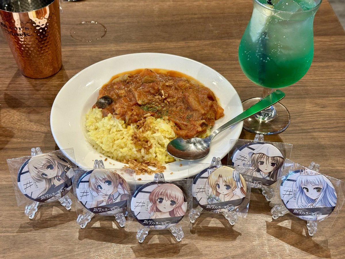 コラボバーのドリンクにフードにごちそうさま😋なんとか全員集合〜🪽
#穢翼 #穢翼のユースティア