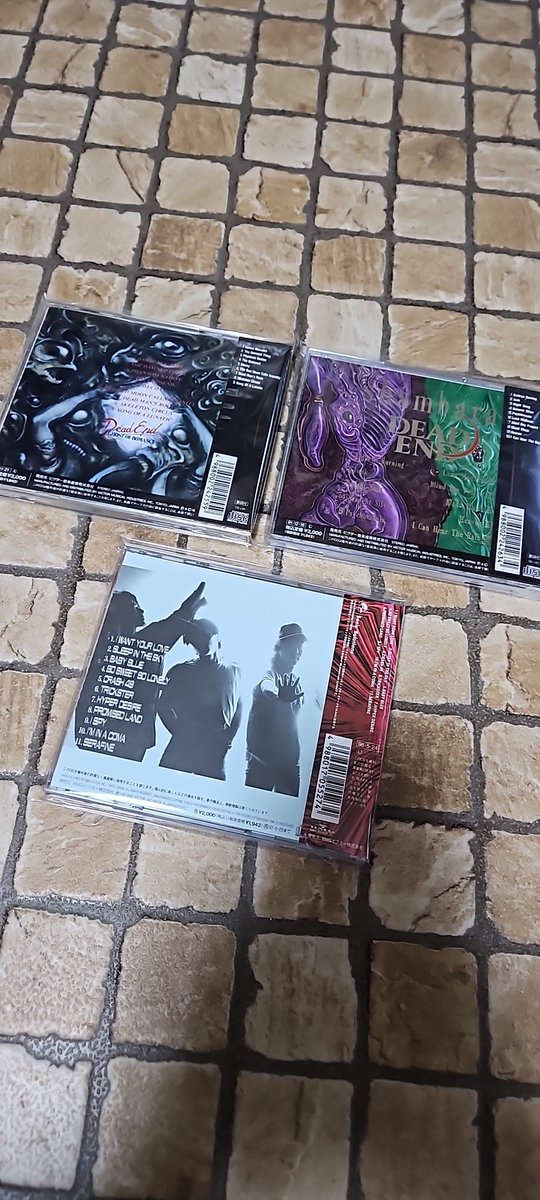 DEAD END
こちらも沢山あり、この3枚買えました😍