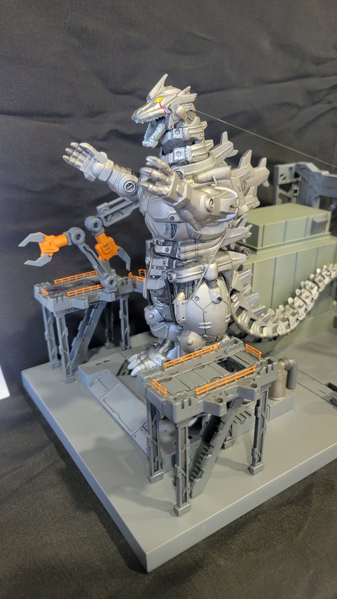 godzilla___365's tweet photo. ムビモン改造コンテスト作品紹介
#新潟模型大作戦 https://t.co/DwU2aSaAnv