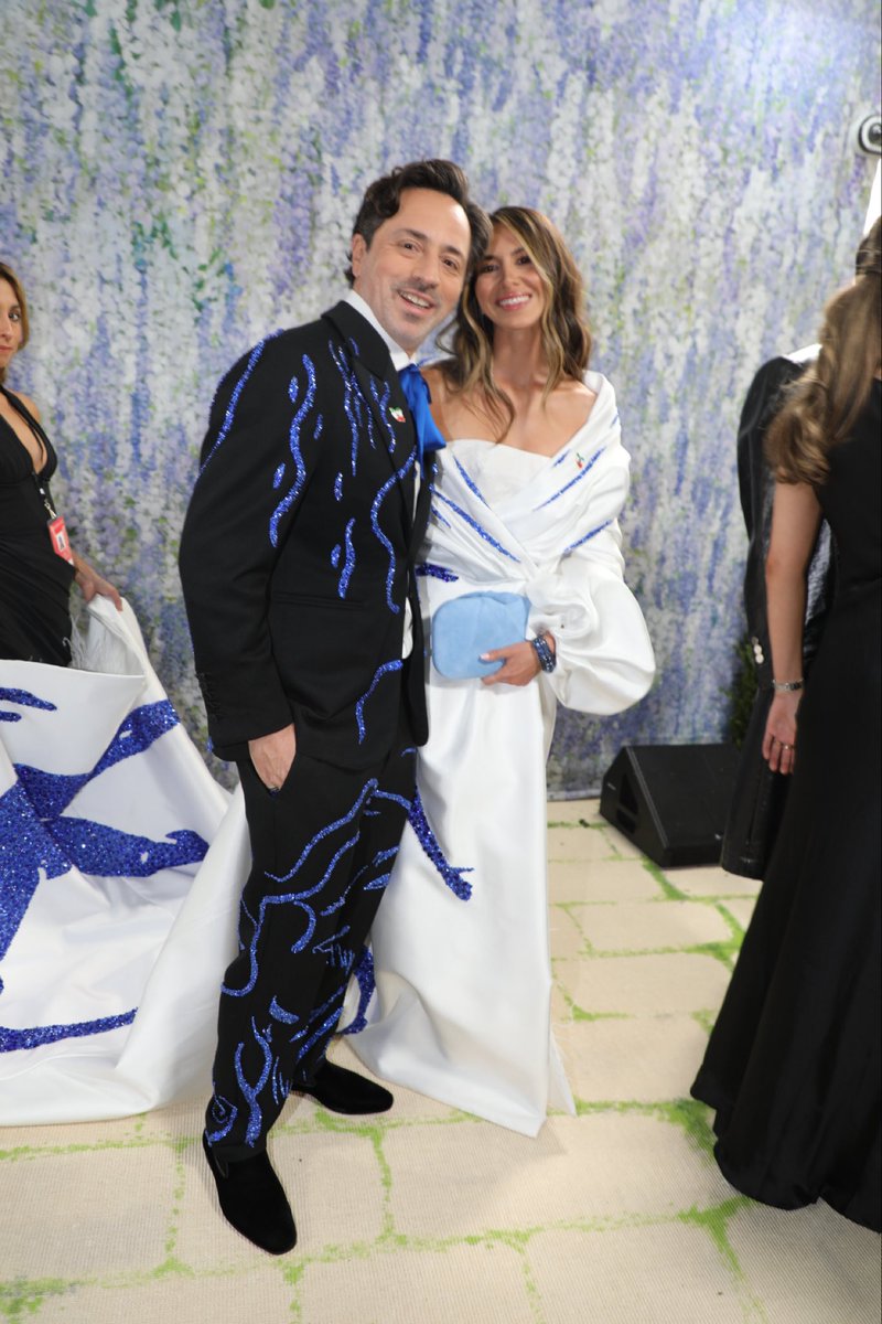 AmandaGordon's tweet photo. Read for my moment with Sergey Brin at the Met Gala

gift link ...

https://t.co/BCPZH98jYx https://t.co/r6bxq5N4Ae