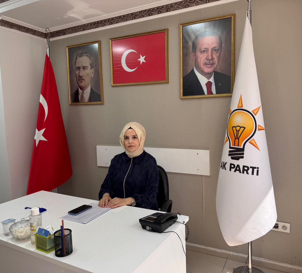 Bugün AK Parti Pursaklar Teşkilat nöbetçimiz İlçe Sekreter Başkanımız Esra ÜNAL BAYRAM’dır. 
⏰ 10:00-18:00
Soru görüş ve önerileriniz için
📌 AK Parti Pursaklar İlçe Başkanlığı
☎️ 03123289393
#aknöbet