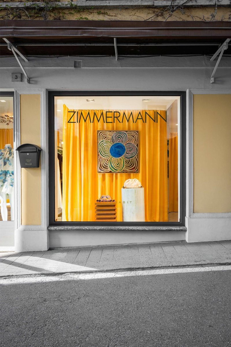 comolake_today's tweet photo. ZIMMERMANN opens its first seasonal pop-up in Bellagio in partnership with TESSABIT. The exclusive summer boutique presents the Spring/Summer 2026 collection in a refined resort-inspired setting: https://t.co/lNyi1dEmv9 

#comolaketoday https://t.co/YMhqYpmvMV