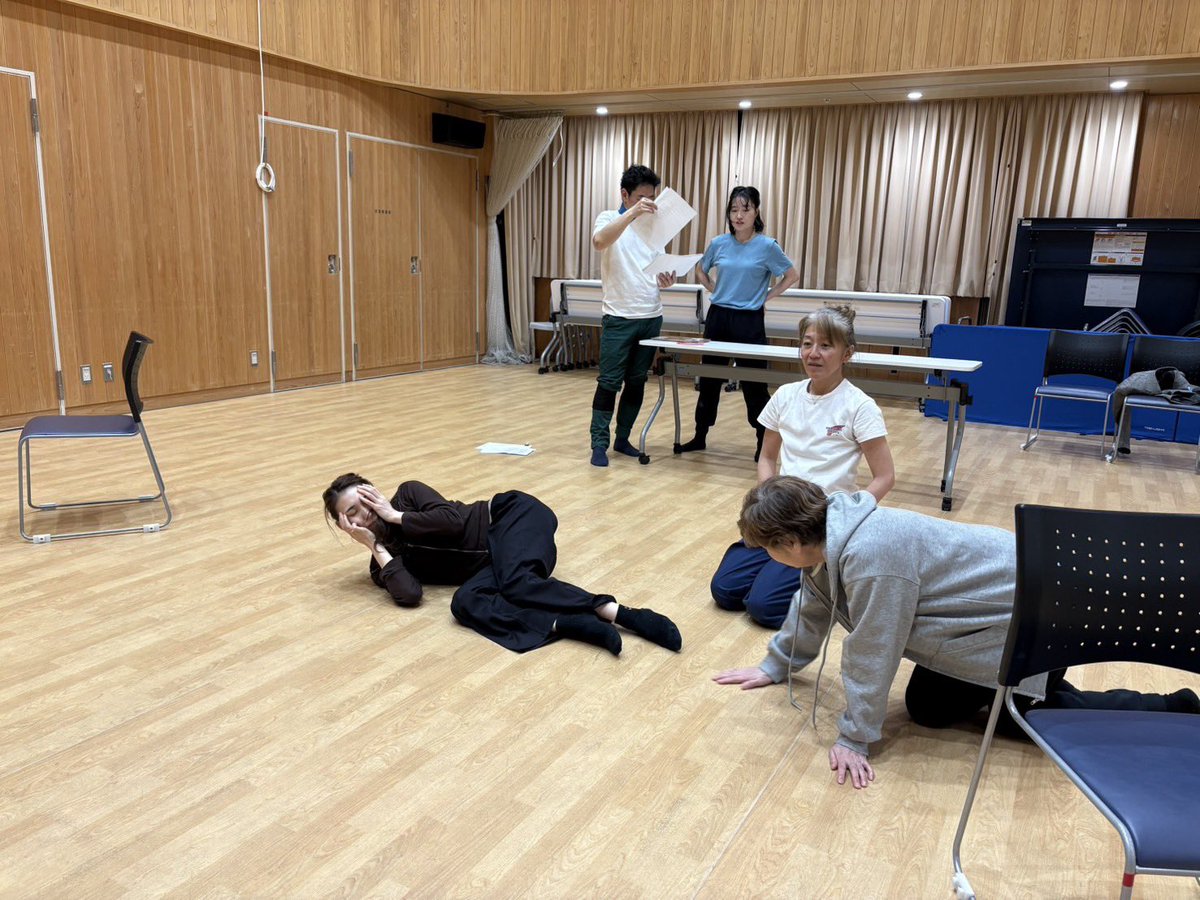 CAT_DELLARTE's tweet photo. この作品、「あ、そういうことか！」と理解した時、鳥肌か立つような感覚になるはず。
2026年
5月23日（土） 18:30
5月24日（日） 13:00／16:30
チケットの予約はこちらから
https://t.co/niAi4Fat4T
開いたら下にスクロールしてください。
作品をお間違いのない様、宜しくお願い致します。 https://t.co/BBgwrgR90N