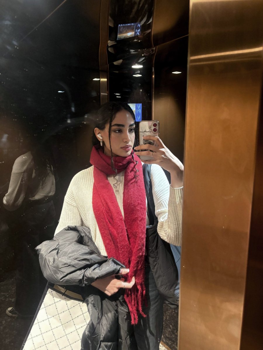 پرنیان tweet media