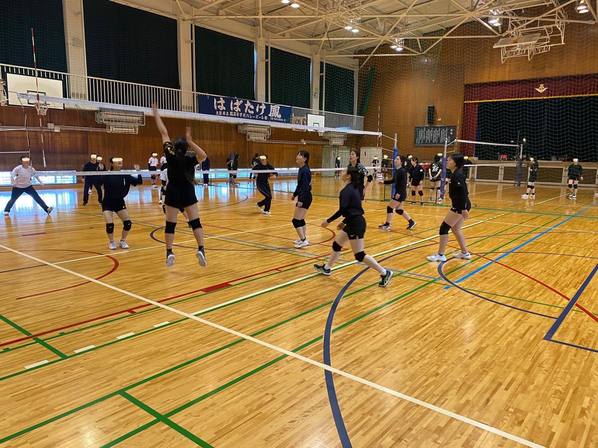obf_hs's tweet photo. 【#女子バレーボール部】
鳳高校さん、佐野高校さん、日根野高校さんと練習試合を行いました。

https://t.co/9J1SoiVZ8k https://t.co/qHOld5qK4Q