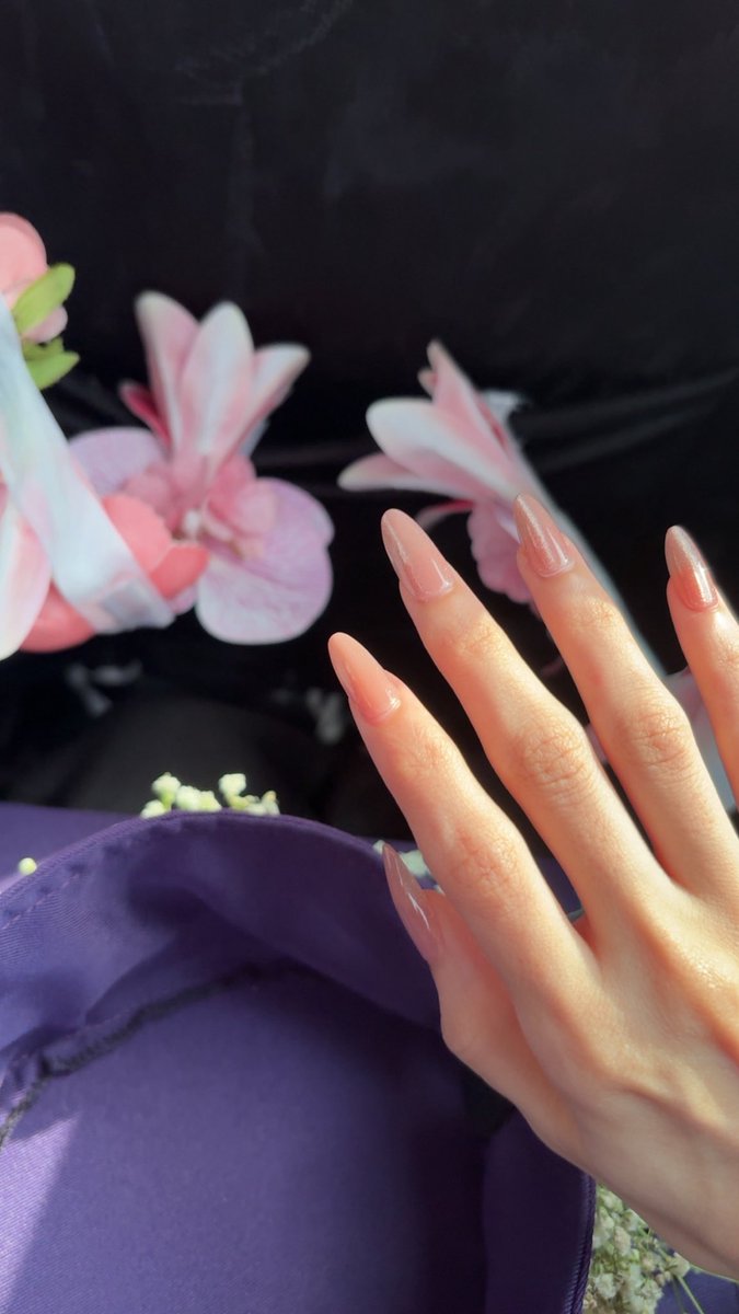 5wexi's tweet photo. Wow!🥹💅🏻🎓 https://t.co/RfsWiG5wCA