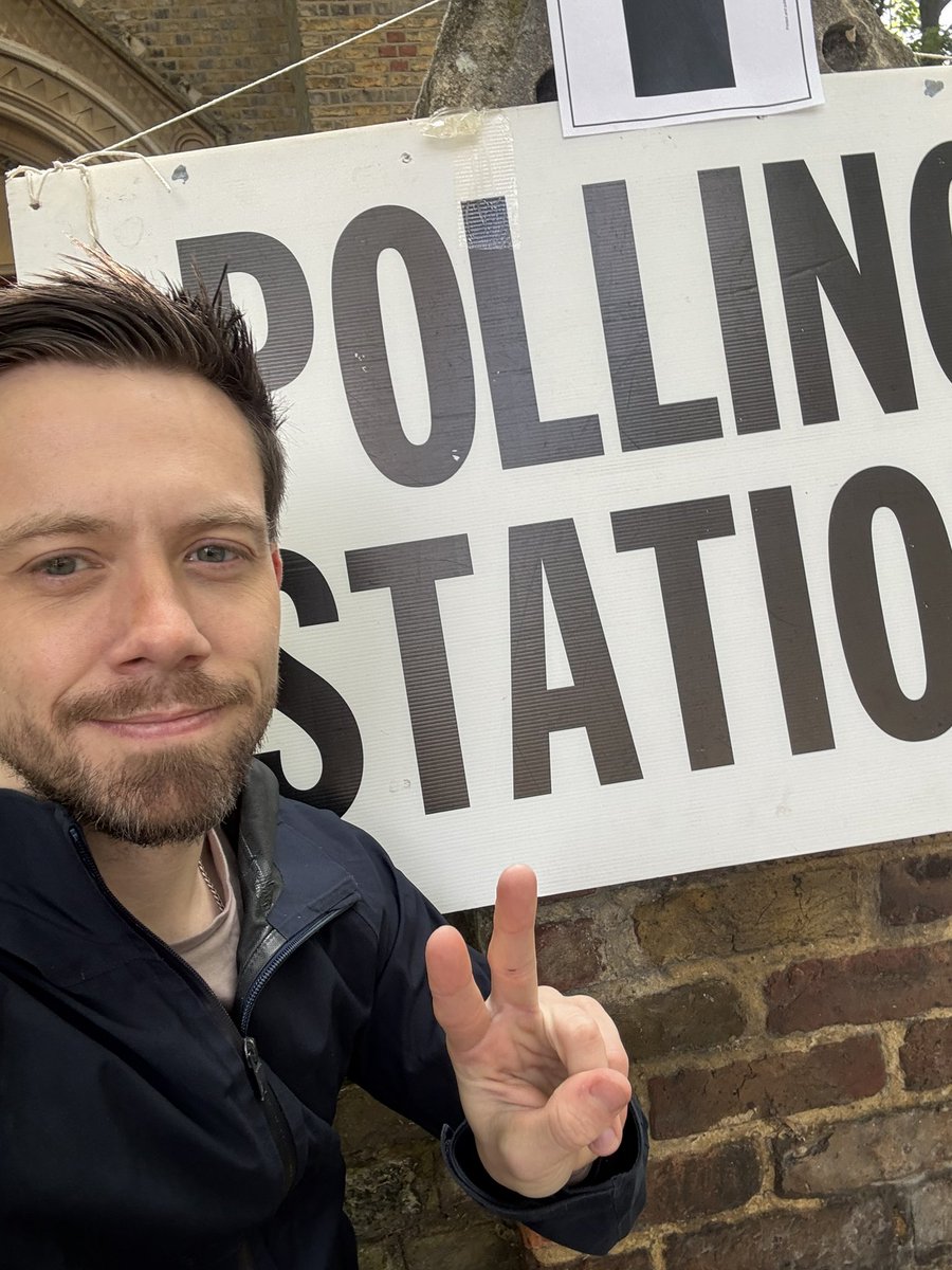 Owen Jones tweet media