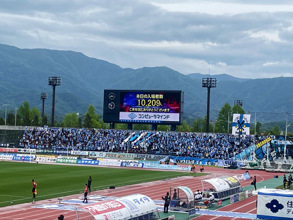 blueblueblue85's tweet photo. 嬉しいね、🥺✨️

#ヴァンフォーレ甲府
#vfk https://t.co/0XHu8SsDQD