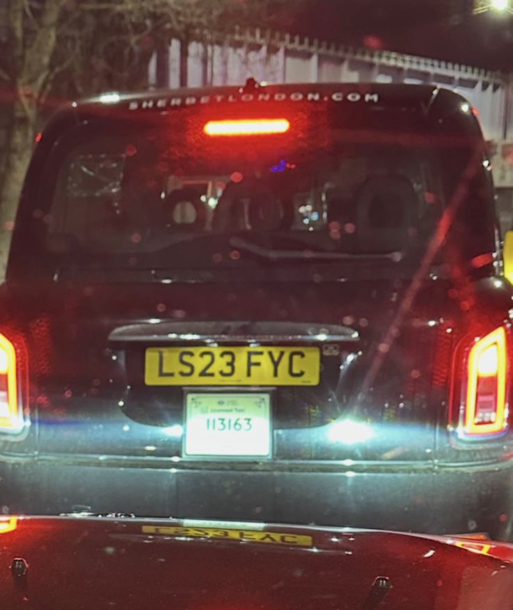 biLLey1998's tweet photo. YB in town with no identifiers out of control, picking up passengers in GB area , touting when ask questions they became irritated &amp; aggressive where is TFL ?? @TfLTPH @TheLTDA @FreeNow_UK https://t.co/7MRkliDIwo