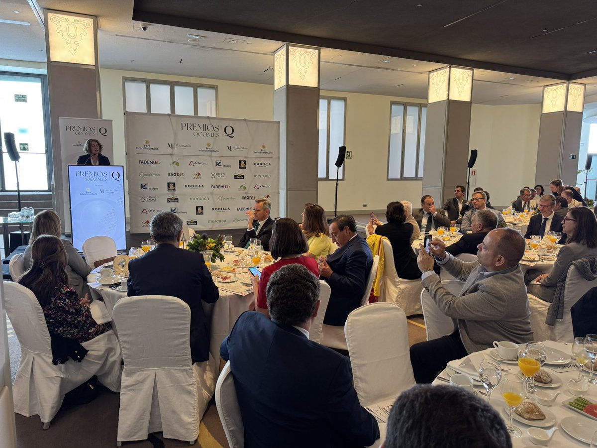 UPA_Federal's tweet photo. Los #PremiosQcomes2025 de @qcom_es son la cita imprescindible de la agenda agroalimentaria. Entre los premiados de este año, felicitamos especialmente a @fademur y @sagris_madrid, y por supuesto a @rmiguelanez por su loable labor. https://t.co/5qp9dZ46dk