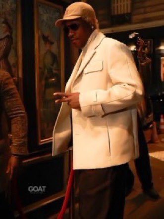 ajigsayomide's tweet photo. future or travis 
who is the better rapper and artist ? https://t.co/7ILowXIr6v