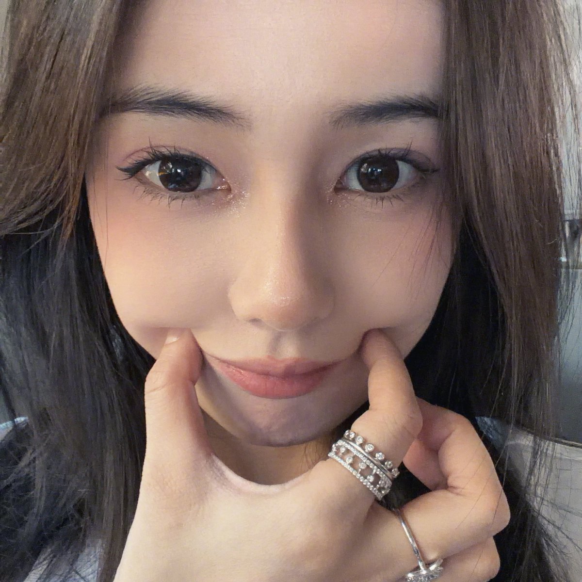 鹿人而已 tweet media