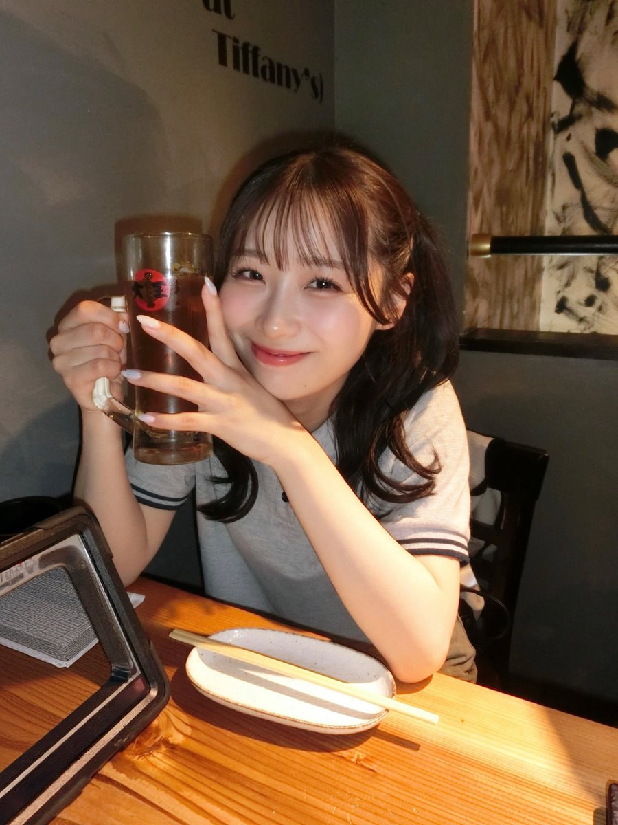 ntmtn15's tweet photo. 写真の色味？フィルター？質感？全部含めてドタイプすぎて心臓に悪い  かわいすぎる https://t.co/y0GnFFScpM