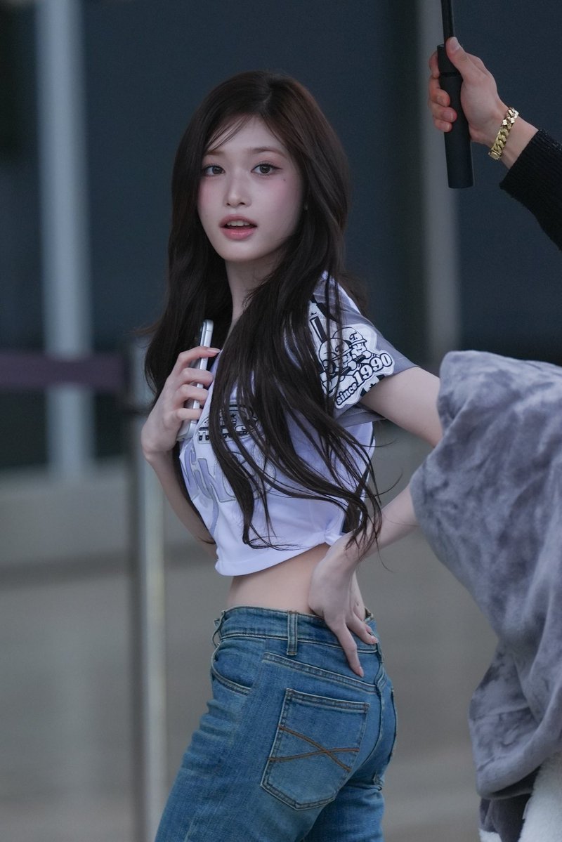 안 tweet media