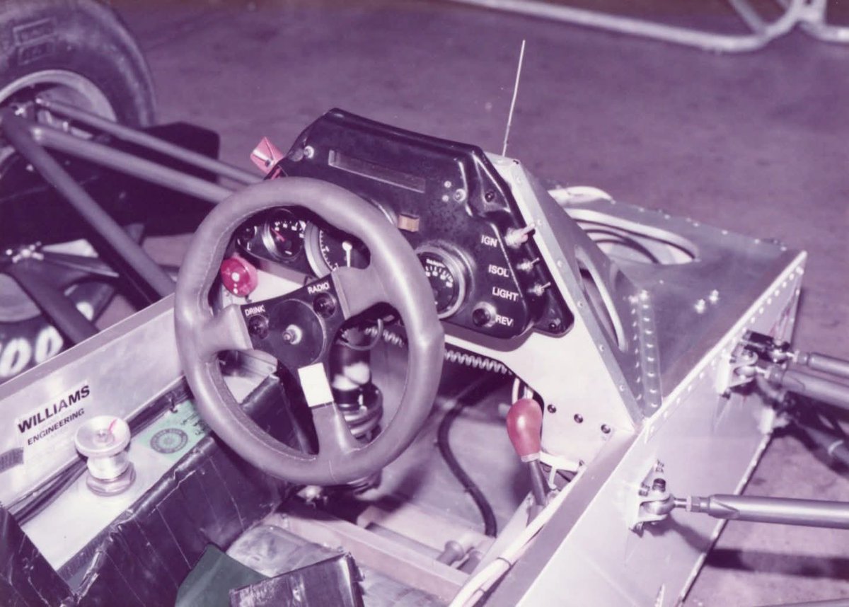 ScarbsTech's tweet photo. A couple of lovely #F1retro shots from
Detroit and Long Beach 1983 found on facebook.
McLaren MP4/1 TAG turbo stripped, the size of that fuel tank!
Williams FW08 Cosworth, note gear lever and exposed coilovers.
#F1 #F1tech
https://t.co/e2y1mrD0sz https://t.co/xIwHk9me3C