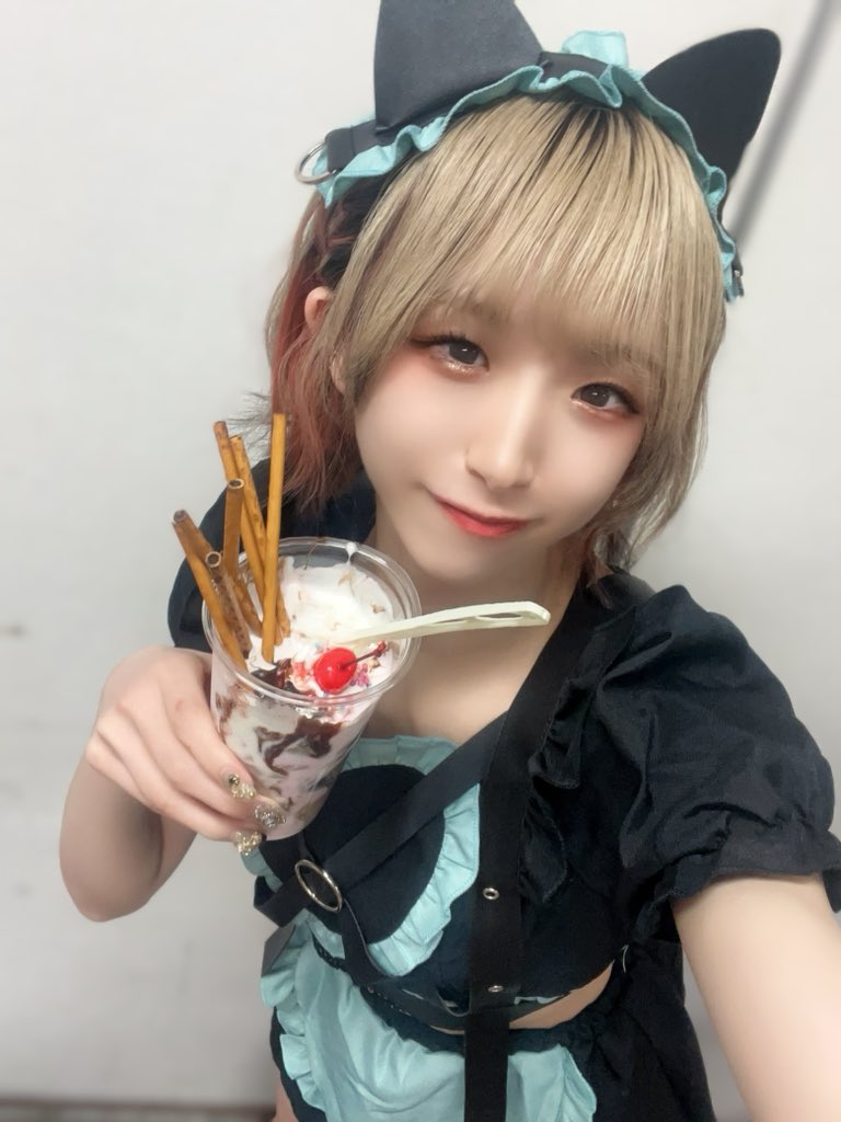 にゃにゃ Post by にゃにゃっと on X: 🐈💕